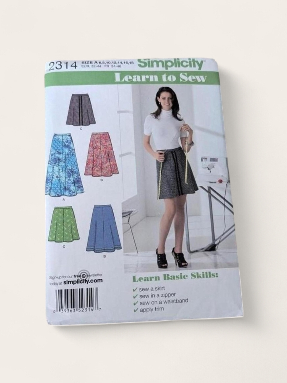 2010 Simplicity Sewing Pattern
